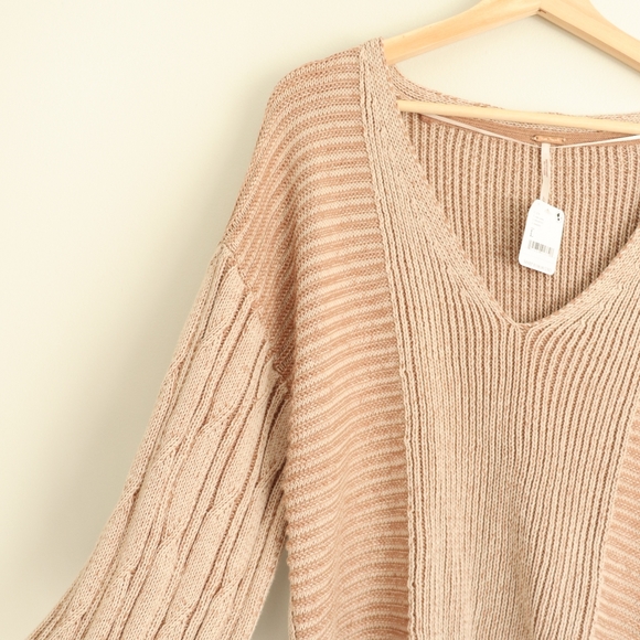 Free People Sweater - Picture 9 of 10